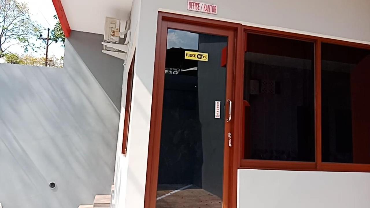 Homestay Premium 45 Jepara Eksteriør billede