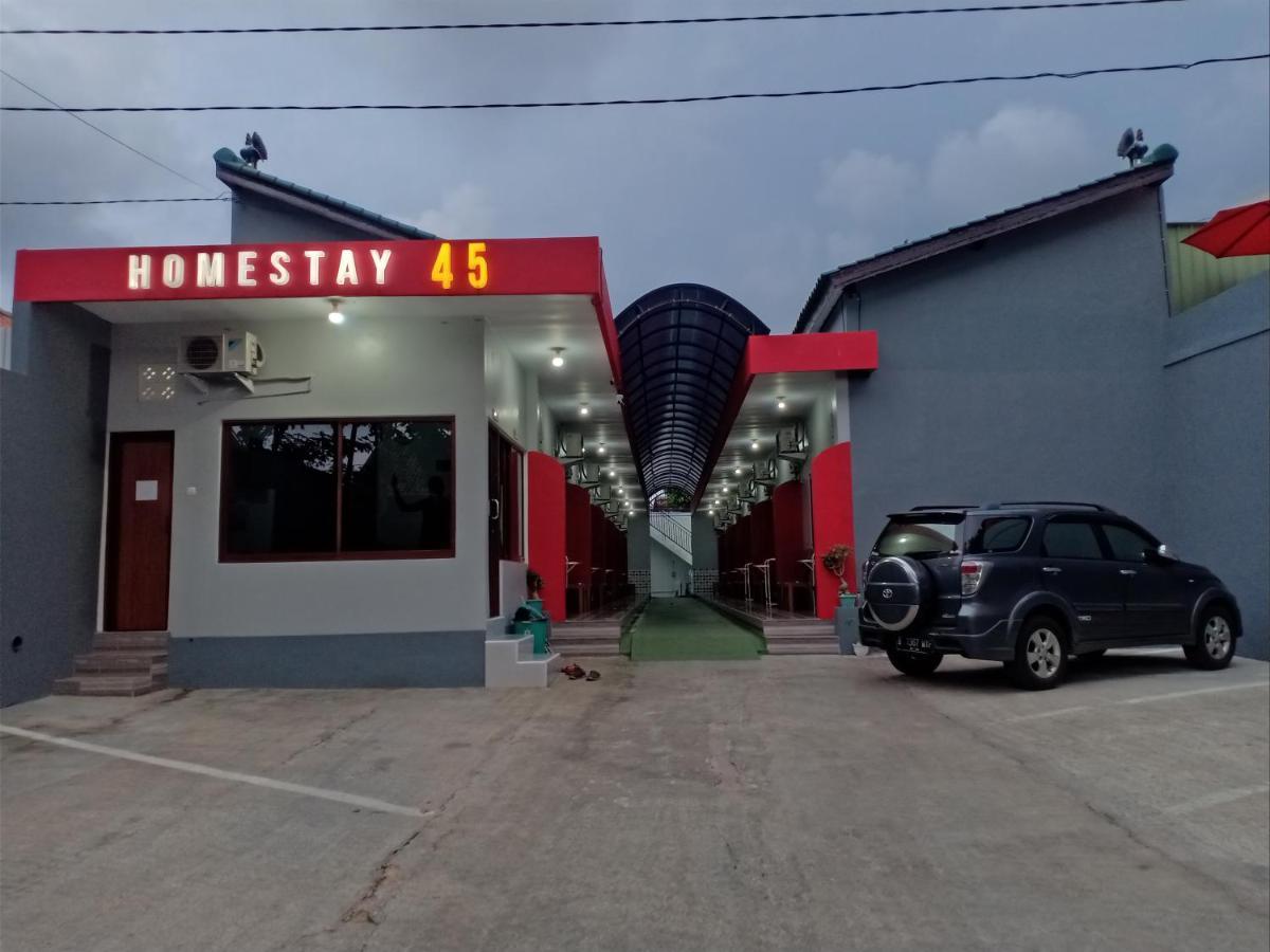Homestay Premium 45 Jepara Eksteriør billede