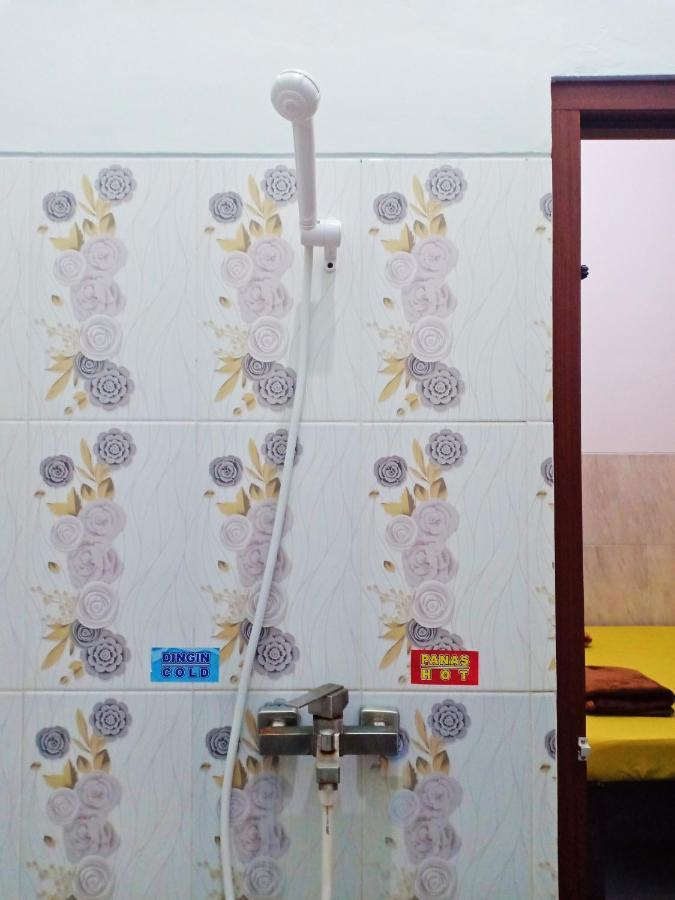 Homestay Premium 45 Jepara Eksteriør billede